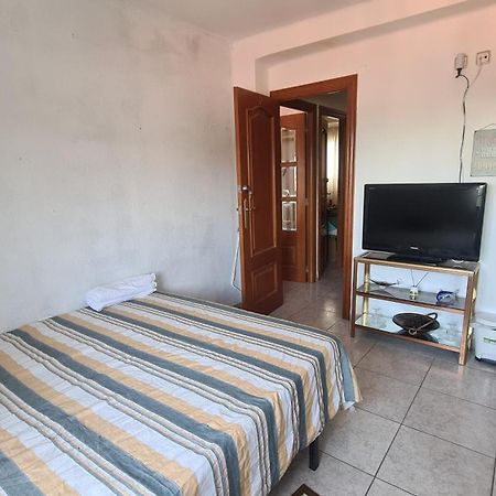 Rooms On Malvarrosa Beach Valência Quarto foto